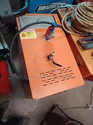 Sunshine Italy Engine Steam Washer - Heavy-Duty Commercial