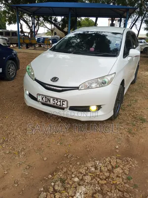 Toyota Wish 2016 Nyeupe