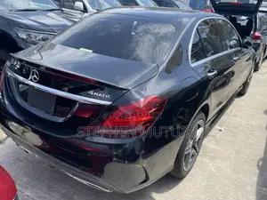 Mercedes-Benz C200 4Matic 2020 Haijasajiliwa
