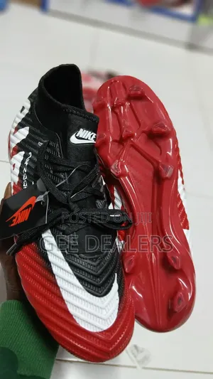 Nike Airzoom Football Boots