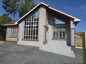 Bungalow ya Vyumba 3 na DSQ Oloolua Inauzwa