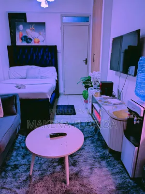Studio cha Airbnb chenye Samani Karibu na TRM, Roysambu