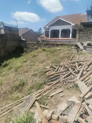 Kitalu cha 30x80 kinauzwa Lang'ata