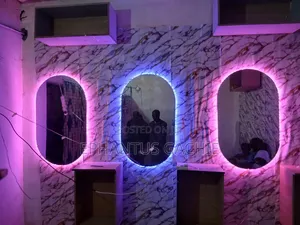 Mioyo ya Kupamba na SPA - Yenye Fremu na Bila Fremu