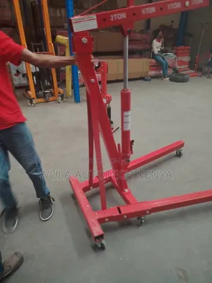 Adjustable Telescopic Engine Crane - 1-3 Ton Capacity