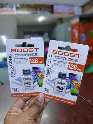 Boost Memory Card 128GB + SD Adapter