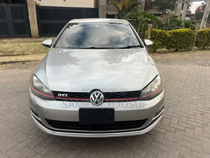 Volkswagen Golf 2013 Kijivu