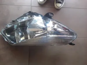 Vitz Headlights za Toyota (Jewela) 2012-2013 Non-Xenon Depo