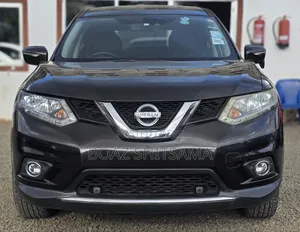 Nissan X-Trail 2016 Nyeusi