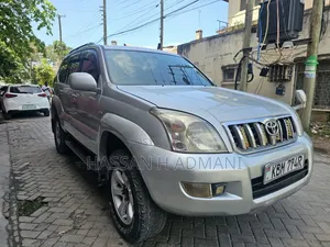 Toyota Land Cruiser Prado 2005 Nyeusi
