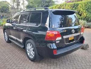 Toyota Land Cruiser 2012 Black