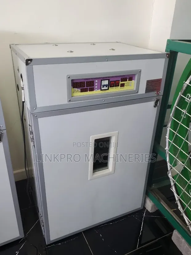 Milano 790W Automatic Egg Incubator (352 Eggs) - 1