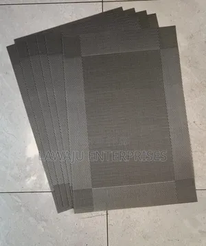 Matumbwi ya Jedwali ya PVC Yaliyofumwa - Seti ya 6