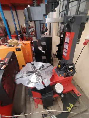 Pneumatic System and Rotating Turntable Tyre Changer STC 868 Sunshine - Industrial Area (Nairobi) - 