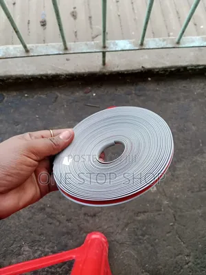 Kikinga Rimu ya Kijivu kwa Rimu za Alloy