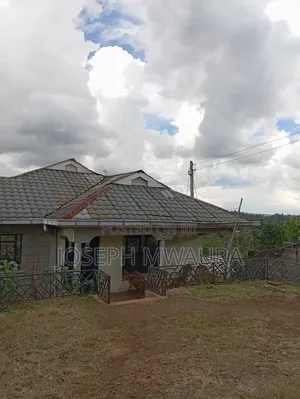 Nyumba ya Shamba ya Vyumba 5 yenye Samani kwa Uuzaji Gatundu North