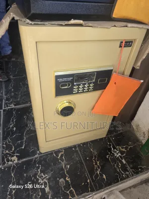 Sanduku la Kisasa la Teknolojia ya Juu