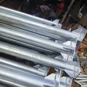 Miti ya Chuma kwa Taa za Mtaani na Mastaa ya Floodlight