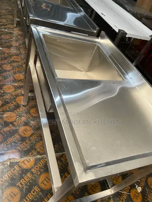 Sink ya Kuoshea Chuma cha Kutuozi ya Kimoja na Nafasi ya Kazi