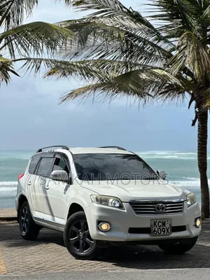 Toyota Vanguard 2013 - Nyeupe
