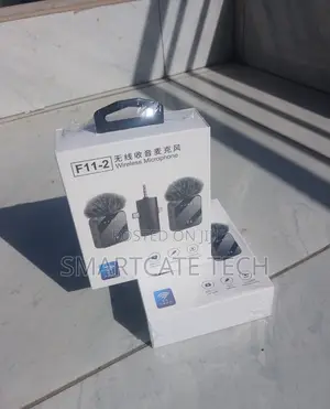 F11-2 Wireless Lavalier Microphone - Plug & Play