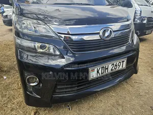 Toyota Vellfire 2014 Nyeusi
