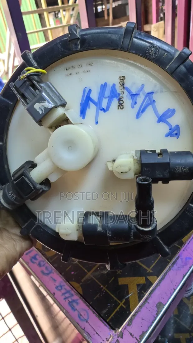 Nissan Navara D40 Fuel Pump - 1