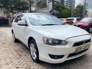 Mitsubishi Galant 2008 Nyeupe