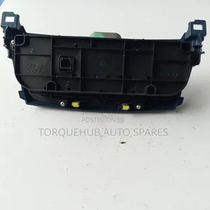 Toyota Corolla Axio/Fielder/NZE 161 AC Control Panel