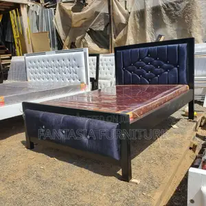 Kitanda cha Navy Blue cha Diamond Tufted 5x6