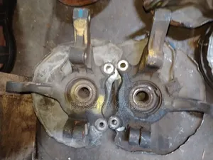 Mitsubishi RVR Outlander Front Hub (Iliyo tumika)