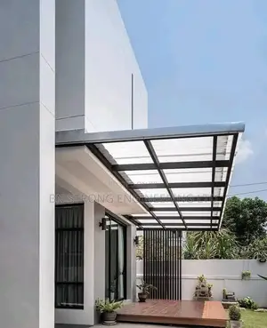 Vifuniko na Miinuko ya Polycarbonate