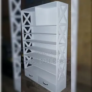 Executive Wooden Shoe Rack with Design