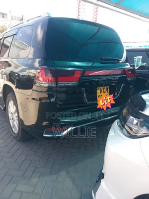 Toyota Land Cruiser V8 2010 Nyeusi