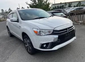 Mitsubishi RVR 2019 Rangi ya Loti