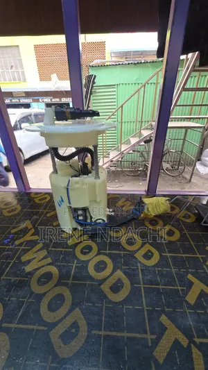 Nissan Serena Fuel Pump - I tumika