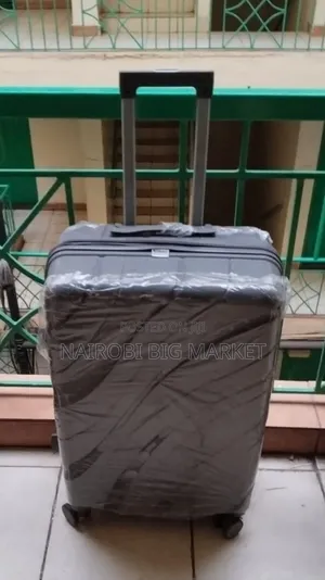 Suitcase Ndogo Size 29 - Kijani