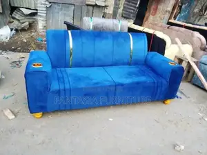 Kiti cha Sofa cha Bluu cha Seater 3 chenye Vikombe viwili