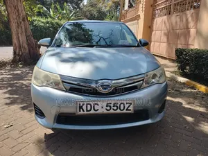 Toyota Axio Hybrid 2014 Blue