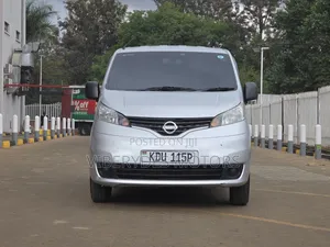 Nissan NV200 2019 Nyeusi