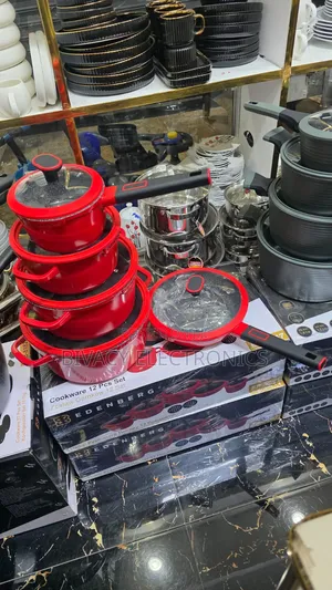 12 Piece Cookware Set - Brand New