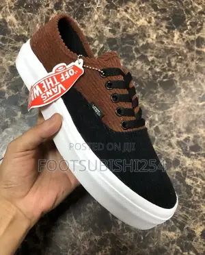 Vans Sneakers - Brand New