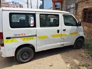 Toyota TownAce 2008 Nyeupe