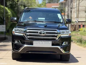 Toyota Land Cruiser ZX 2011 Burgundy