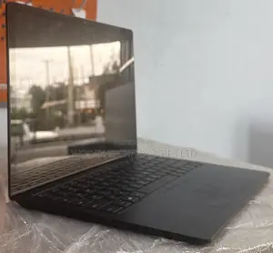 Microsoft Surface Laptop 4 16GB i7 256GB SSD