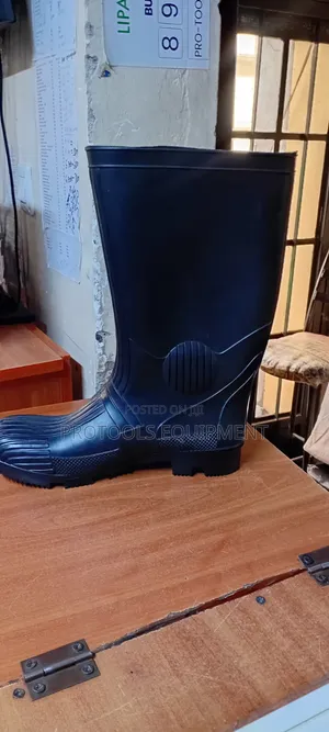 Gumboot za Viwandani Saizi 43