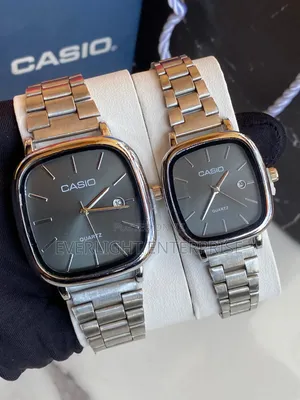 Saa ya Casio Square Unisex