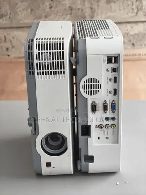 NEC ME331W 3300 Lumens WXGA LCD Projector - HDMI/VGA - Ex-US