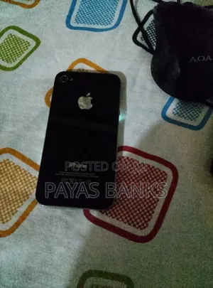 Apple iPhone 4 16GB Nyeusi