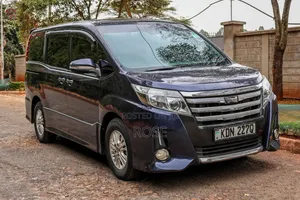 Toyota Noah 2016 Zambarau